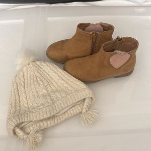 Toddler girl tan boots with cozy hat